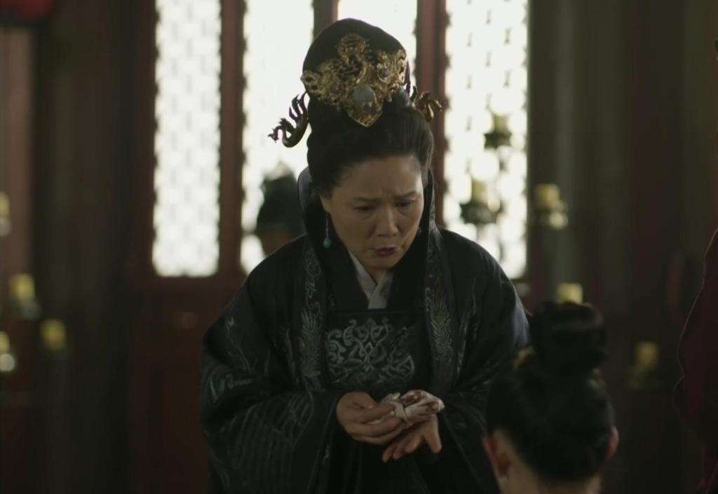 父母为儿女付出的名言古句（形容父母无私奉献的句子）