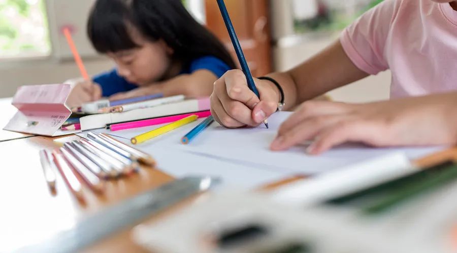 劝学诗句有哪些（小学生劝学古诗）