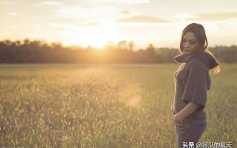 爱一个人没有理由的句子（爱不需理由的经典句子）