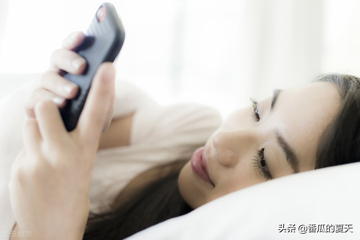 爱一个人没有理由的句子（爱不需理由的经典句子）