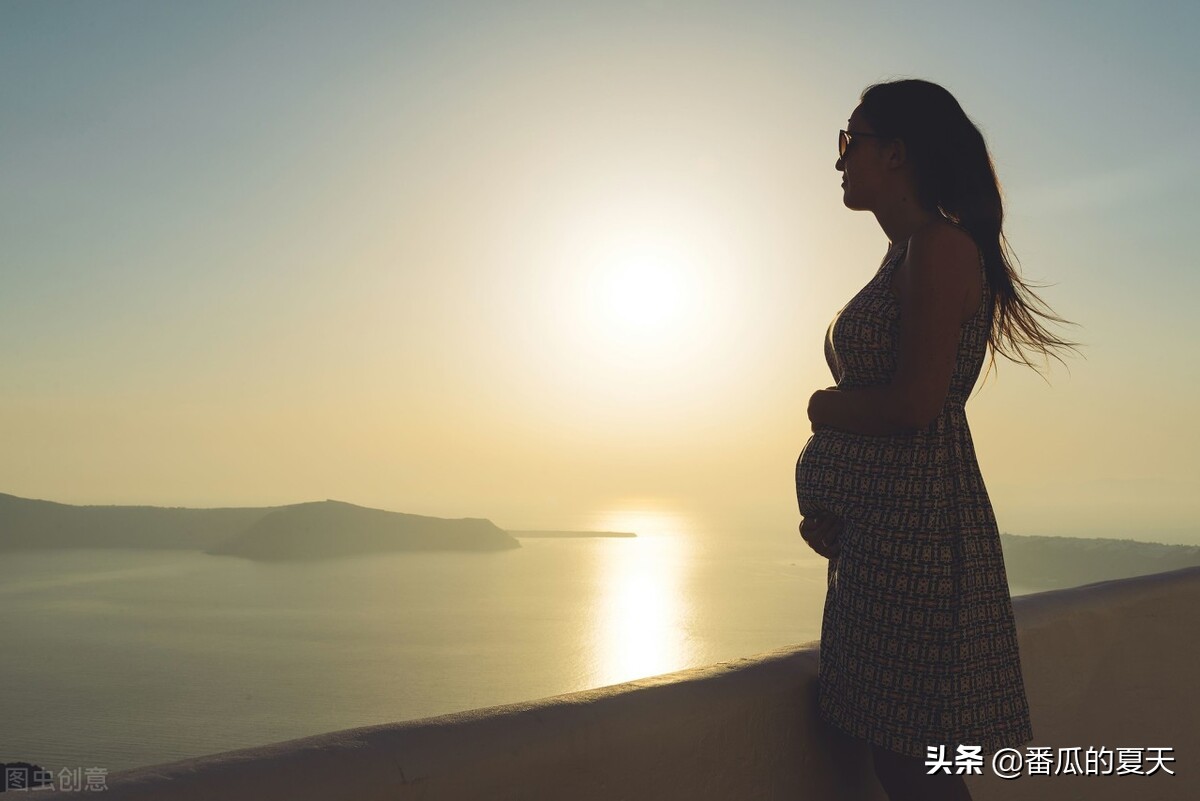 爱一个人没有理由的句子（爱不需理由的经典句子）