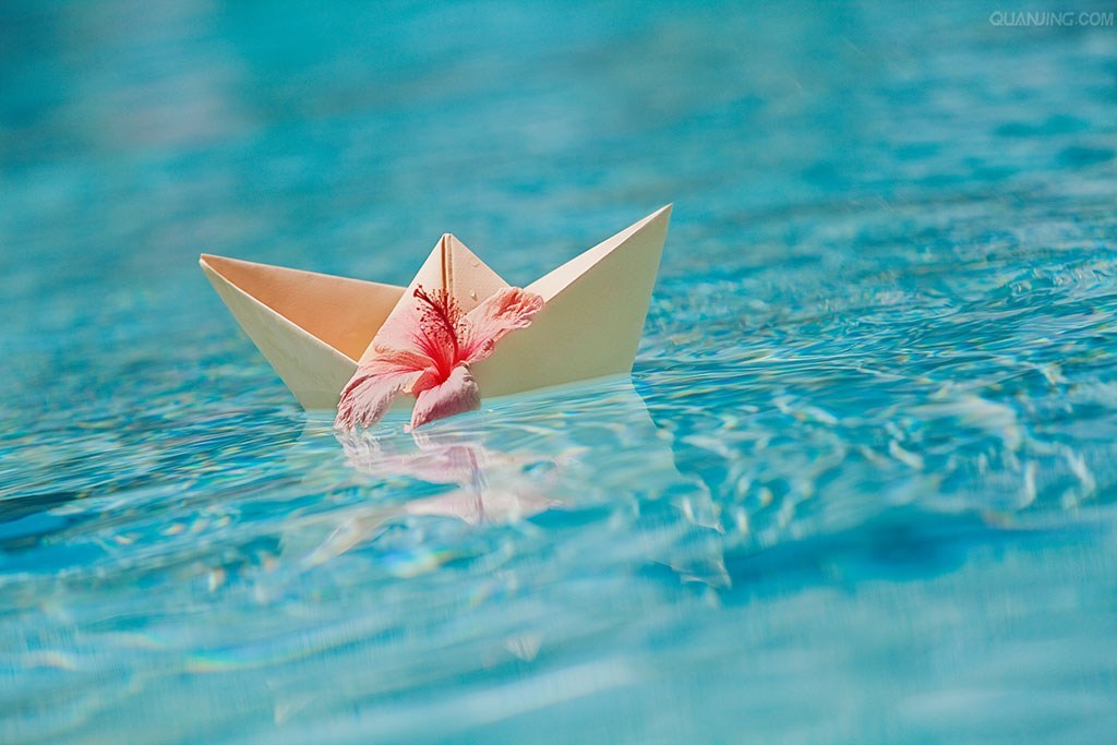 母爱的现代诗短诗(赞美母亲的诗歌大全)