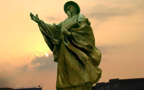 古诗咏梅王安石翻译（古诗咏梅全文欣赏）