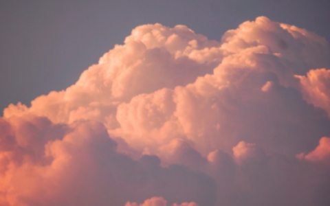 祝福新婚的唯美句子（简单大气的新婚祝贺词）