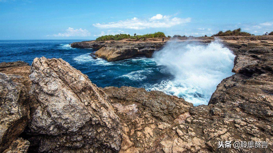 形容大海的诗句精选（描写大海很美简短句子）