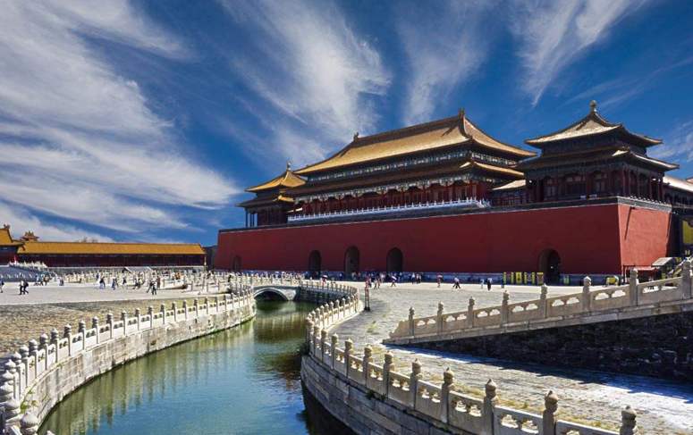 关于歌颂祖国的散文（歌颂祖国的散文名篇）