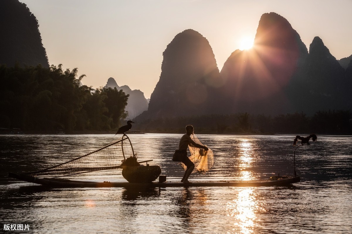 关于饮茶的诗句（悠闲自在饮茶的诗词）