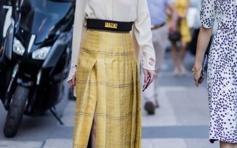 清凉雪纺衫如何穿出品质感