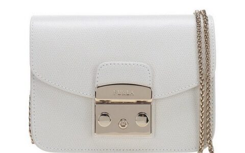 极简主义，白色包包玩转高阶段位