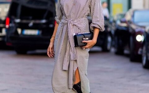 从纯色到条纹，擅长无季节感穿搭的它最热门