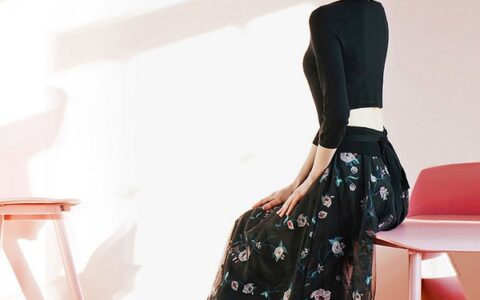 刺绣点缀 小清新效果翻倍