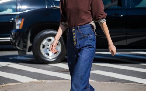 擦亮眼睛挑好物，不可错过的牛仔阔腿裤