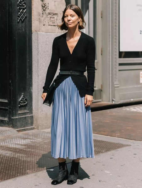 丰富冬季造型，少不了这些百褶裙的神助攻