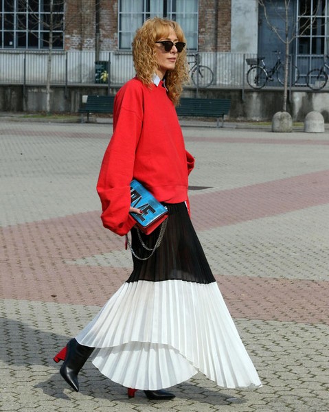 丰富冬季造型，少不了这些百褶裙的神助攻