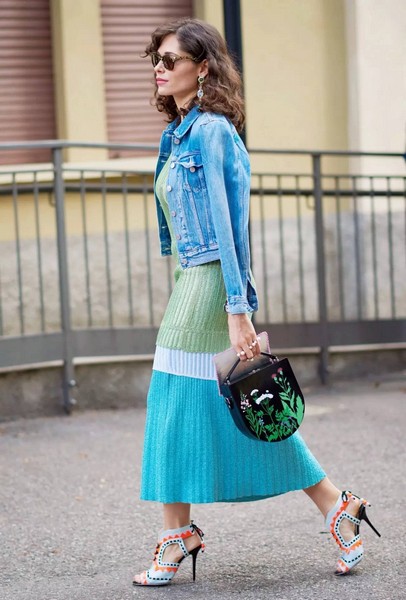 丰富冬季造型，少不了这些百褶裙的神助攻