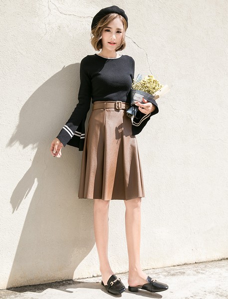 丰富冬季造型，少不了这些百褶裙的神助攻