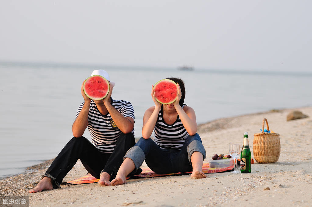 关于爱的成语（形容世界充满爱的词语）