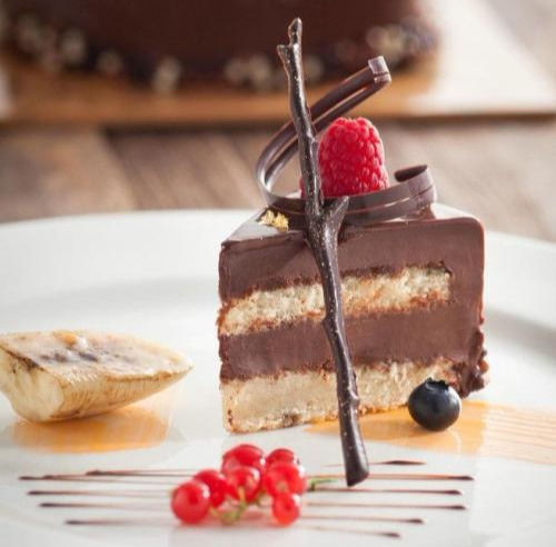 吃美食发朋友圈的话语（分享美食的句子）