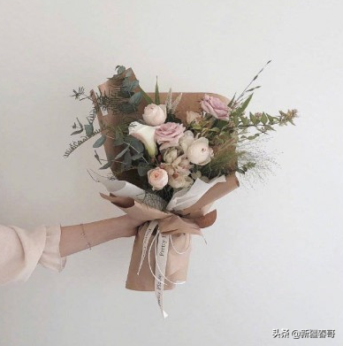 老公生日快乐祝福语暖心的（简短走心的祝福语）