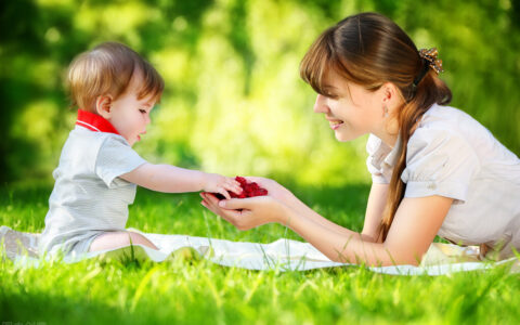 感谢母亲的话简短（有妈就有幸福的短语）