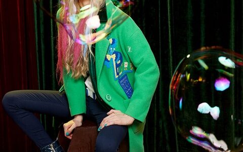 冬季太暗淡？穿上绿色变焦点！