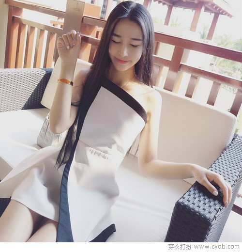连衣裙穿得体面，夏天才能给你好看