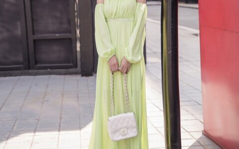 不美不欢！海滩度假这样穿