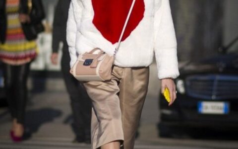 非典型显瘦？宽松版型创意变身A4小腰精