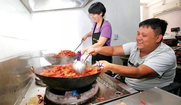 15个名人励志故事的意思（正能量的小故事）