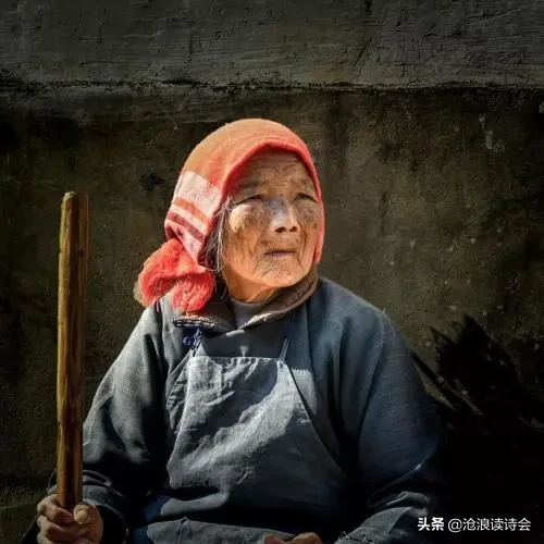 歌颂母亲的诗歌有哪些（有关赞美母亲的诗歌分享）