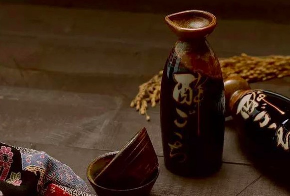 赠少年温庭筠赏析（赠少年的诗意理解）