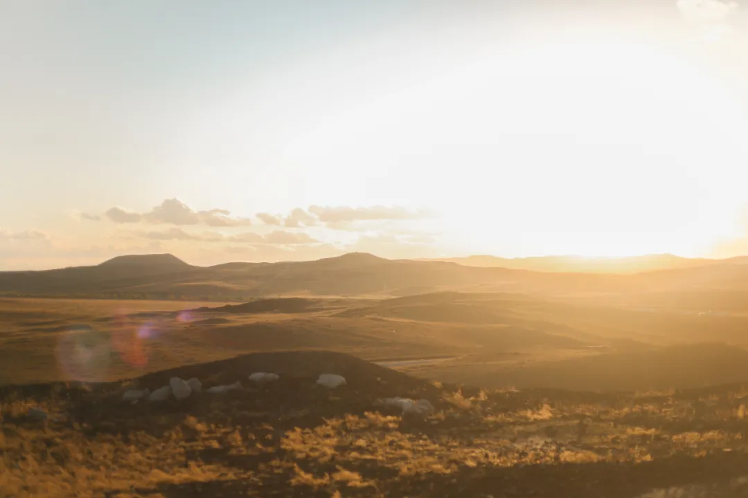 励志大全经典语句（努力上进的人生格言）