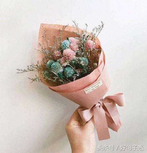 简短有深度的个性签名（女人有品位的个性签名）