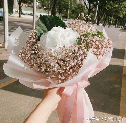 简短有深度的个性签名（女人有品位的个性签名）