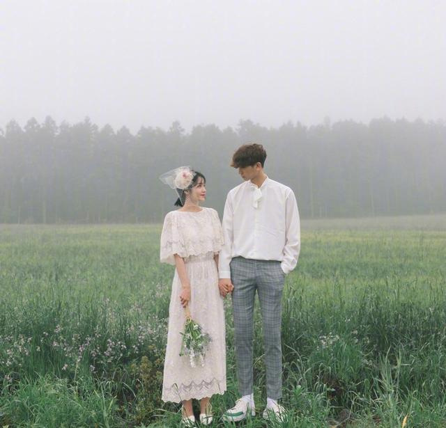 经典爱情短语语录（情感文案短句爱情）