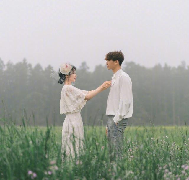 经典爱情短语语录（情感文案短句爱情）