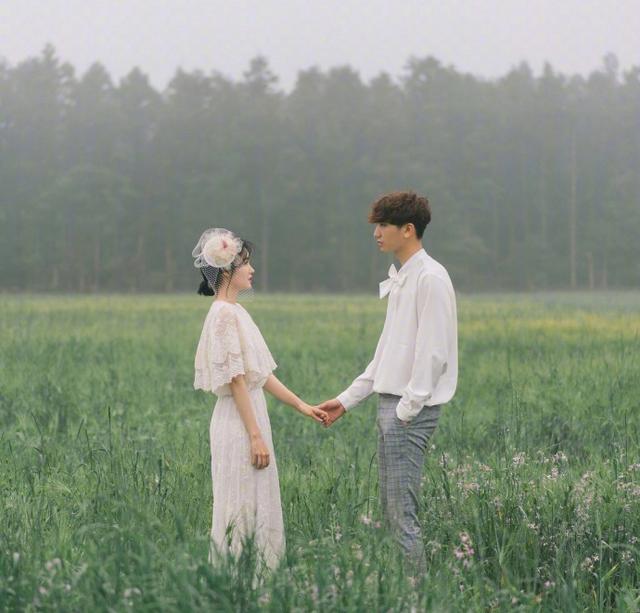 经典爱情短语语录（情感文案短句爱情）