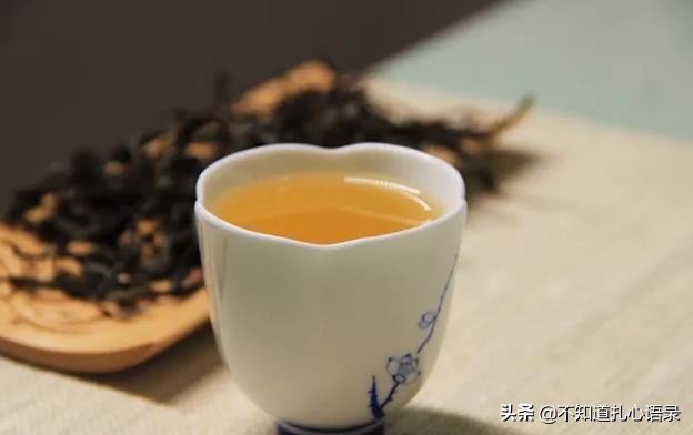 人品与做人的底线句子（朋友圈人品的经典句子）