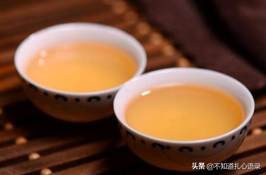 人品与做人的底线句子（朋友圈人品的经典句子）