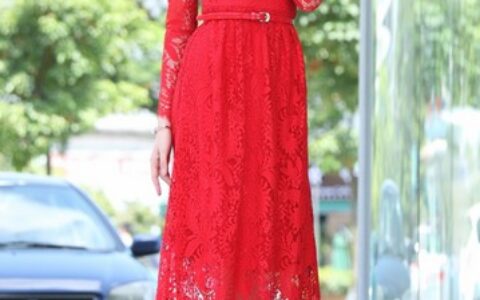 不是只有长裙才深情爱短衫