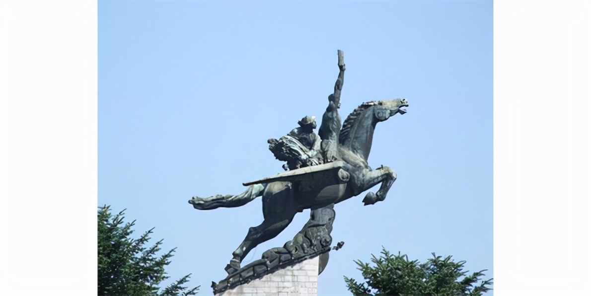 关于马的故事有哪些（关于马的寓言故事大全）