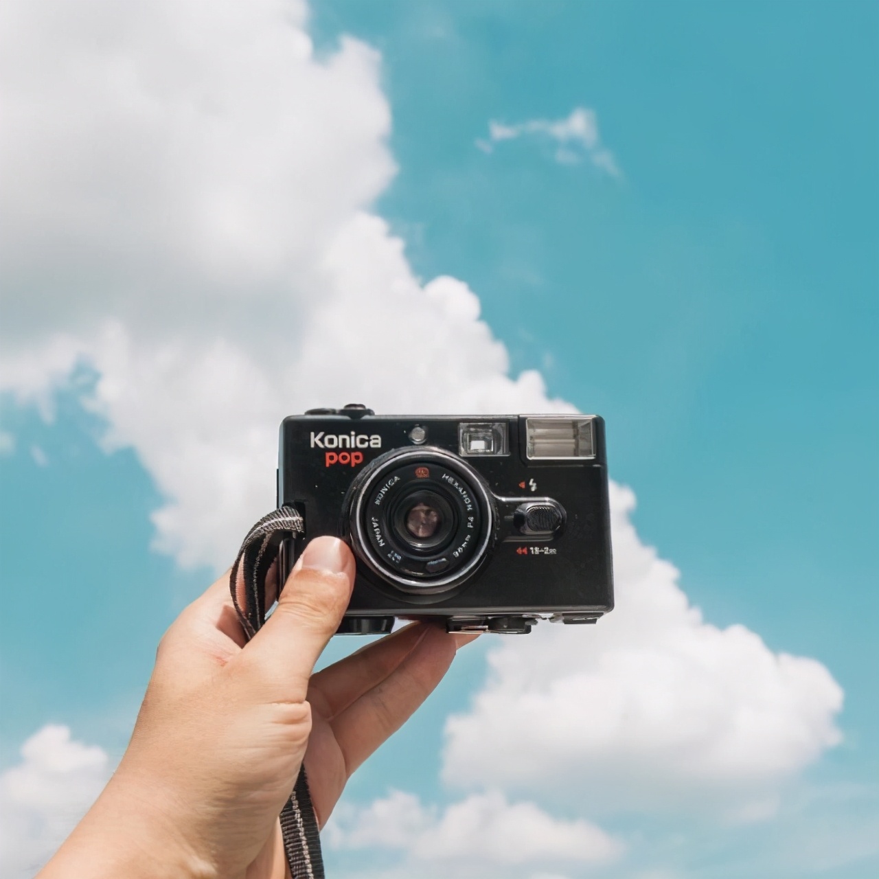 发朋友圈早安的句子（高情商早安问候方式简单短语）