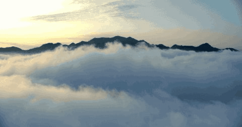 形容山的诗句有哪些（形容高山美景的句子）