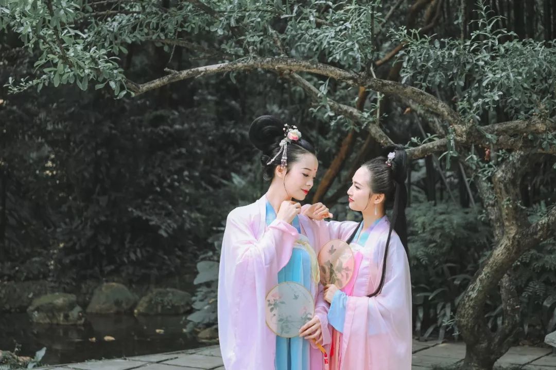 端午节的古诗句有哪些（小学必背端午节古诗）