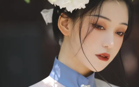 朋友圈吸引人的美食宣传语（关于美食的创意广告词）