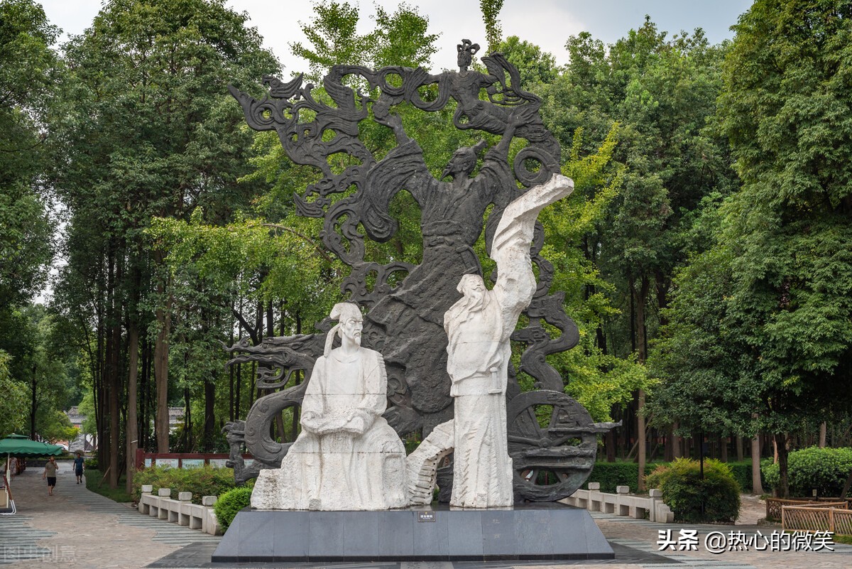 爱国人士屈原故事简短（历史人物故事屈原）