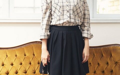 有一种百搭叫短裙