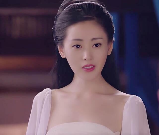 赞美西湖的古诗词有哪些（形容西湖美景的佳句）