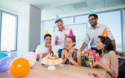 祝妈妈生日快乐文案（祝妈妈生日快乐的句子暖心）