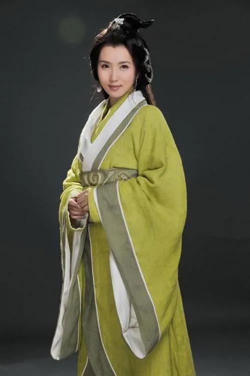 形容人的句子有哪些（描写人的句子摘抄大全）